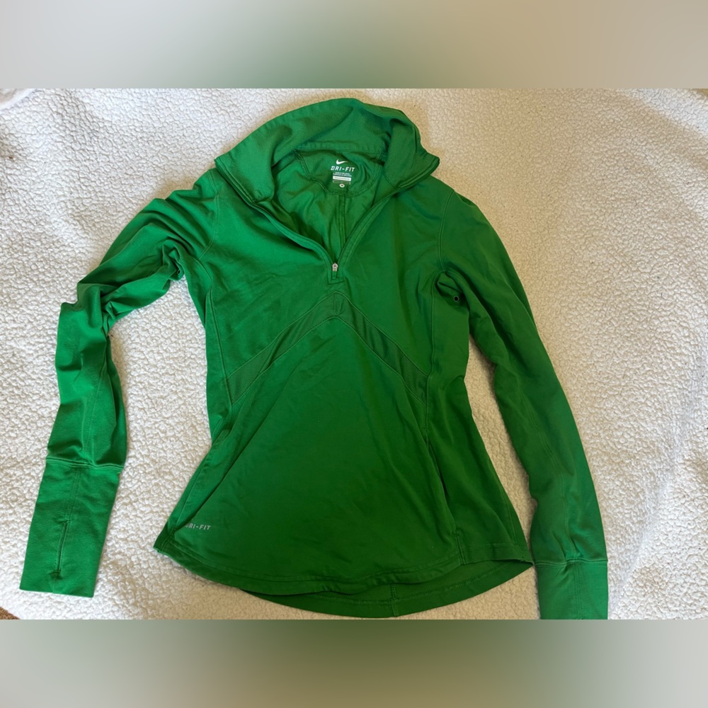 Nike women’s Dri Fit Quarter Zip workout pullover